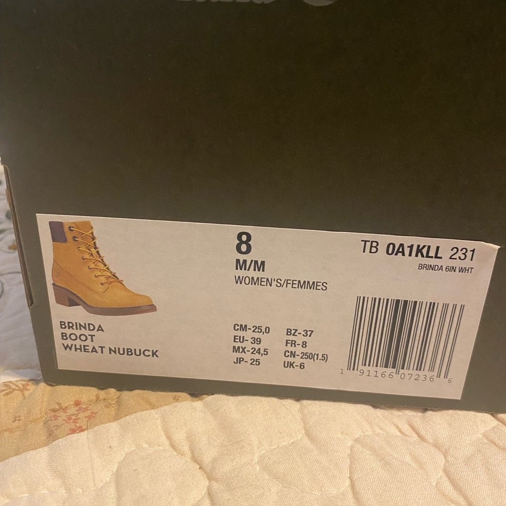 Women’s Timberland boots - Picture 4 of 5